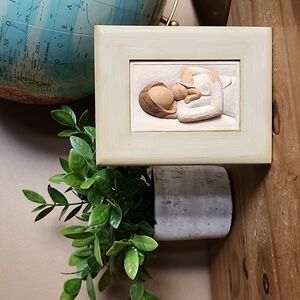 2007 Willow Tree Keepsake memory box